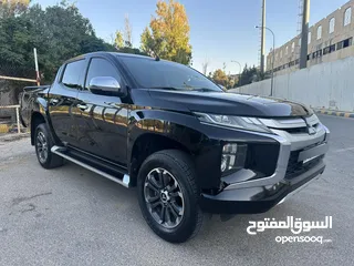  4 ميتسوبيشي L200 سبورتيرو موديل 2022 وارد الشركة أعلى صنف مع ديفلوك مالك واحد للبيع