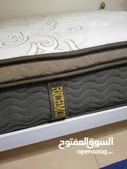 6 سرير حديد مع فرشه و سجاده وبرداي