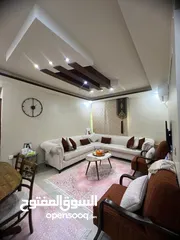  6 شقيه للبيع اربد الحي الشرقي  غرب ميدان الشهداء