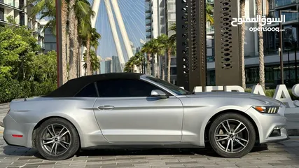  8 Ford Mustang 2016 convertable