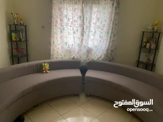  1 Living room round sofa