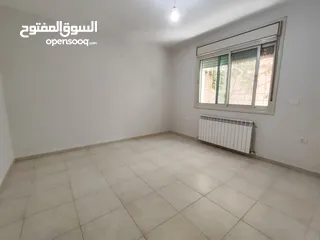  9 فرصة سكنية مميزة لعشاق المساحات الواسعة والهدوء- الموقع: الطيرة – خلف الريف