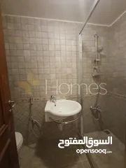  14 فيلا للبيع في اجمل مناطق عبدون، مساحة بناء 1800م