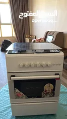  2 gas stove + griller ..Top in working good condition in juz 18 kd