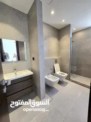  16 ارقى مناطق جبل عمان شقة جديدة فخمة ملوكية للإيجار 250 متر طابق ثاني