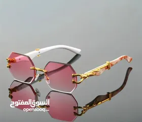  5 النظارة سعرها اعلى من هيك بكثير  بس لازم نخلص المنتج عشان ننزل منتج جديد  ومتوفر عنا تي شي بسعر نارر