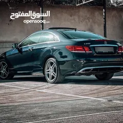  2 Mercedes E200 coupe