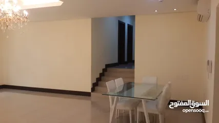  4 شقة سوبر ديلوكس في منطقة راقية في سند