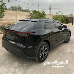  7 لعشاق التميز BZ4X اسود (صنف نادر.7 كاميرات.4 شاشات.)فحص كامل مالك أول من الزيرو بحالة الوكالة
