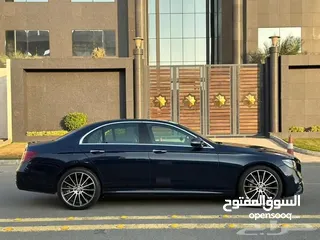  4 مرسيدسE300 4MATIC بحالة الوكالة