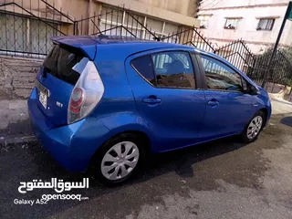  21 تويوتا بريوس c