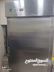  8 عدة مطعم كامله للبيع استعمال اشي خفيف