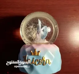  1 كره تلج مضيئه