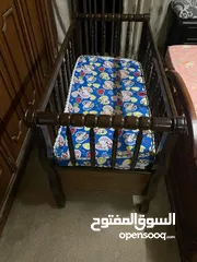  4 سرير أطفال مع فرشه