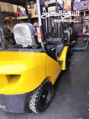  2 كوماتسو ثلاثة طن فل كامل بدون ملاحظات