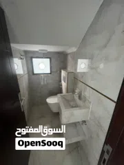  27 فــــيــــــــــــلا للـــــبيـــــع اول ســـــاكــــن مــــكــــونه مــن 7 غـــــرف و 10 حـــمامات