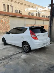  3 هونداي i30 اصل برايفت ترخيص 2011 مش 2008  الدفع فقط كاااااش