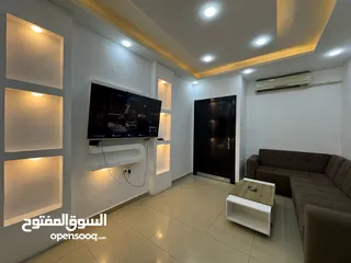  3 شقة مفروشة للايجار في الجاردنز سوبر ديلوكس 250
