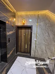  24 شقه طابق ارضي 144متر مع ترس 30 متر للبيع في جبيهه حي المنصور بموقع مميز