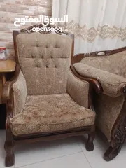  7 عفش بيت مستعمل للبيع طقم ستيل وطقم لف سوبر وتخت حديد وجرتين غاز وطاولات خشب وديكور رفوف خشب