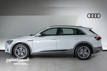  2 Audi e-tron 2020
