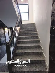  22 شقق سكنية للبيع / الكرك - الوسية / متوفر شقق في جميع الطوابق / تشطيبات ديلوكس و بأسعار منافسة.