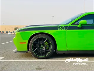  10 DODGE CHALLENGER  MODEL 2017 KIT SRT  ORGINAL V8