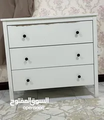  2 اثاث وثلاجة