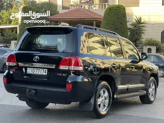  9 تويوتا لاند كروزر 2008 وارد وصيانة المركزية