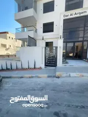  14 شقة أرضية سوبر ديلوكس للبيع في أرقى مناطق مرج الحمام بالقرب من قصر الأمير محمد