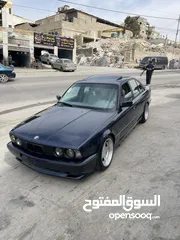  1 BMW 520 للبيع