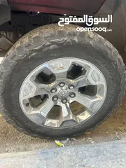  4 جنط بكب دوج عشرين كروم الاصلي مع كوشوك خشن عالي بحاله جيده جدا قابل للتفاوض