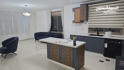  1 شقه فارغة للايجار في الشرفه قرب حلويات  ايفل