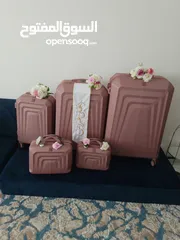  5 عمان والزرقاء  الطقم ب 15 شامل التوصيل والترجيع ومعاه ستاند عطور وستاند ذهب