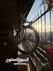  4 دراجة هوائية Specialized Roubaix Elite.