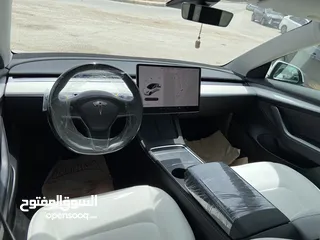  13 Tesla model 3 2023 stander plus