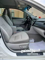  6 Toyota Camry 2017 XLE Option 1