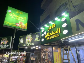  5 خطاط قارمات بنرات فليكس الكبوند سوكريت ستيكرز  ستاندات