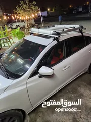  4 Universal roof rack/carrier with basket
