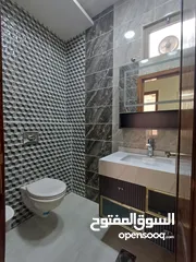  5 شقة فاخرة للبيع الخامسة ط2هندسي 140 م + كراج وتراس