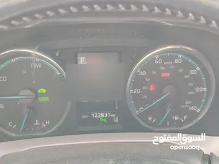  2 تويوتا رافور 2018 XLE فحص 2 جيد مرفق