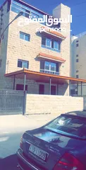  28 عماره ثلاث طوابق وروف بمواصفات خاصه للبيع في جبل الحسين