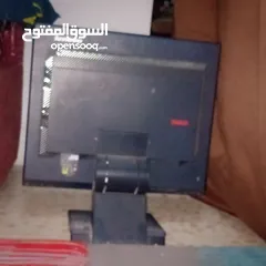  15 شاشه   Lenovo thinkvisio لا تاخذ مساحه كبيره من المكتب