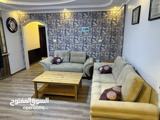  4 شقه مفروشه للايجار