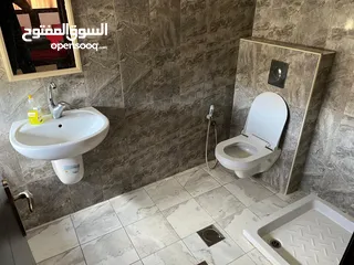  4 استوديو مفروش للايجار عين منجد