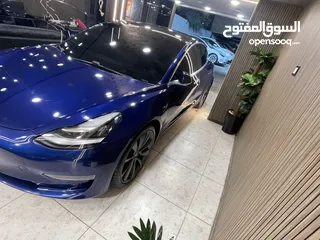  4 تيسلا مودل 3 بيرفورمانس  بحالة الوكاله