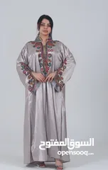  5 ملابس نسائية