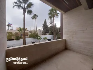  11 شقة للايجار في منطقة الدوار الرابع  ( Property 35108 ) سنوي فقط