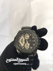  1 ساعة casio edifice جميع العقارب تتحرك لون أسود المقاس  44 أستعمل خفيف