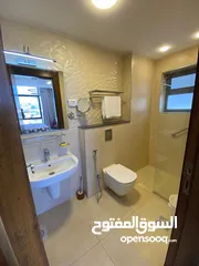  15 شقه للايجار مفروش في الجولد جم-13988